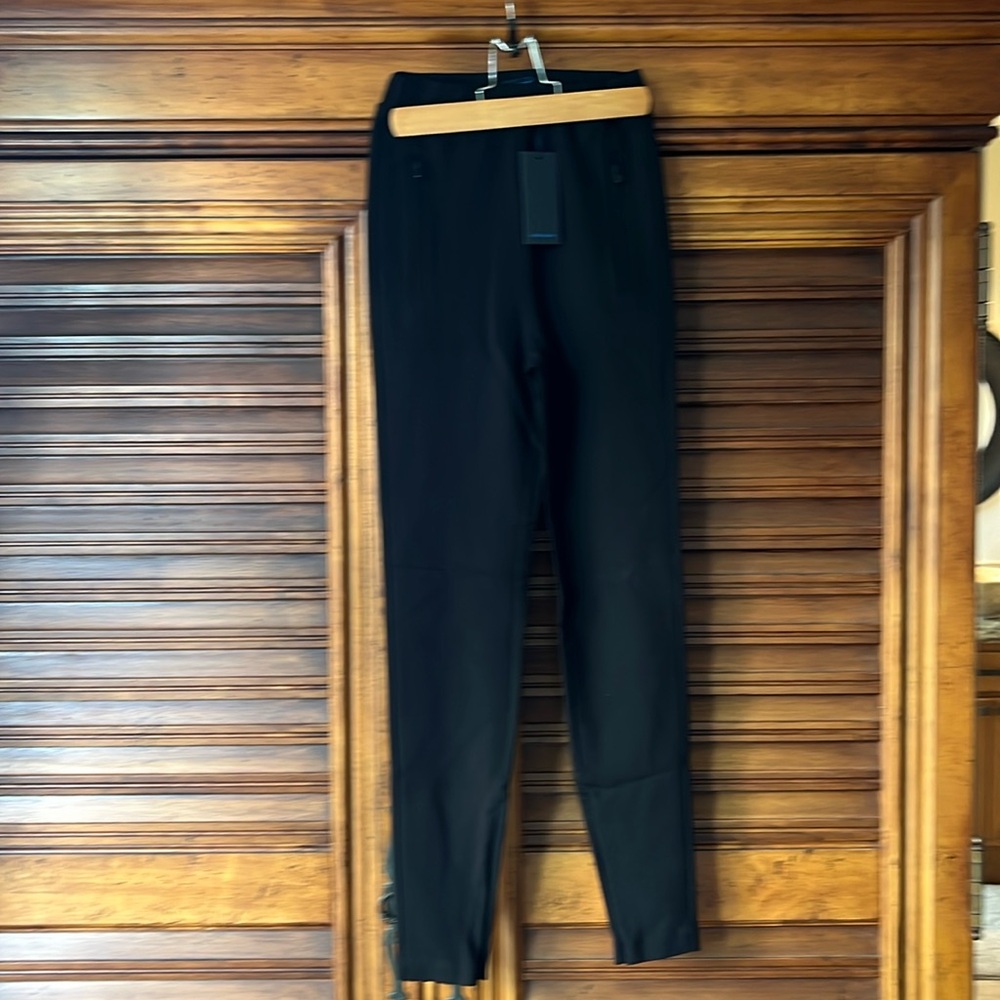 Patrick Assaraf Zipper Hem Legging
